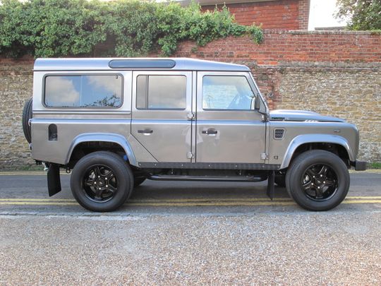 2011 TWISTED Defender 110 XS Station Wagon with Twisted Upgrades