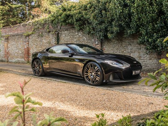 2021 Aston Martin  DBS Superleggera  