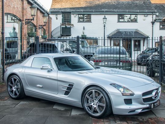 2013 Mercedes-Benz SLS AMG Coupe 